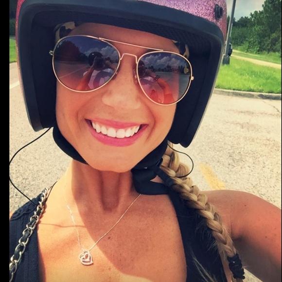 Meet your Posher, Tattianna - Picture 2 of 2